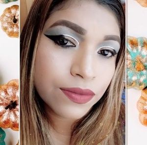 Meet your Posher, Inocencia